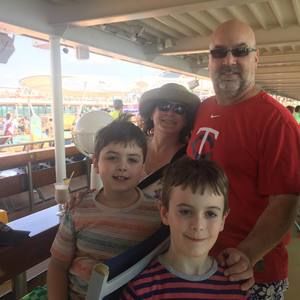 Meet your Posher, Amy